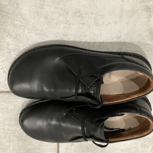 Birkenstock Memphis Men’s Black Leather Shoes – EU 43 (US M 10) - Picture 2 of 5